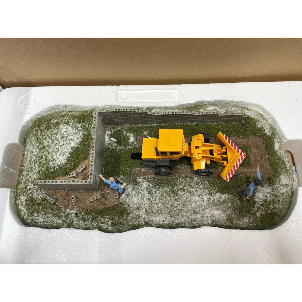 K-Line EARTHMOVER Construction Scene K-42413 Action Accessory O Scale Untested
